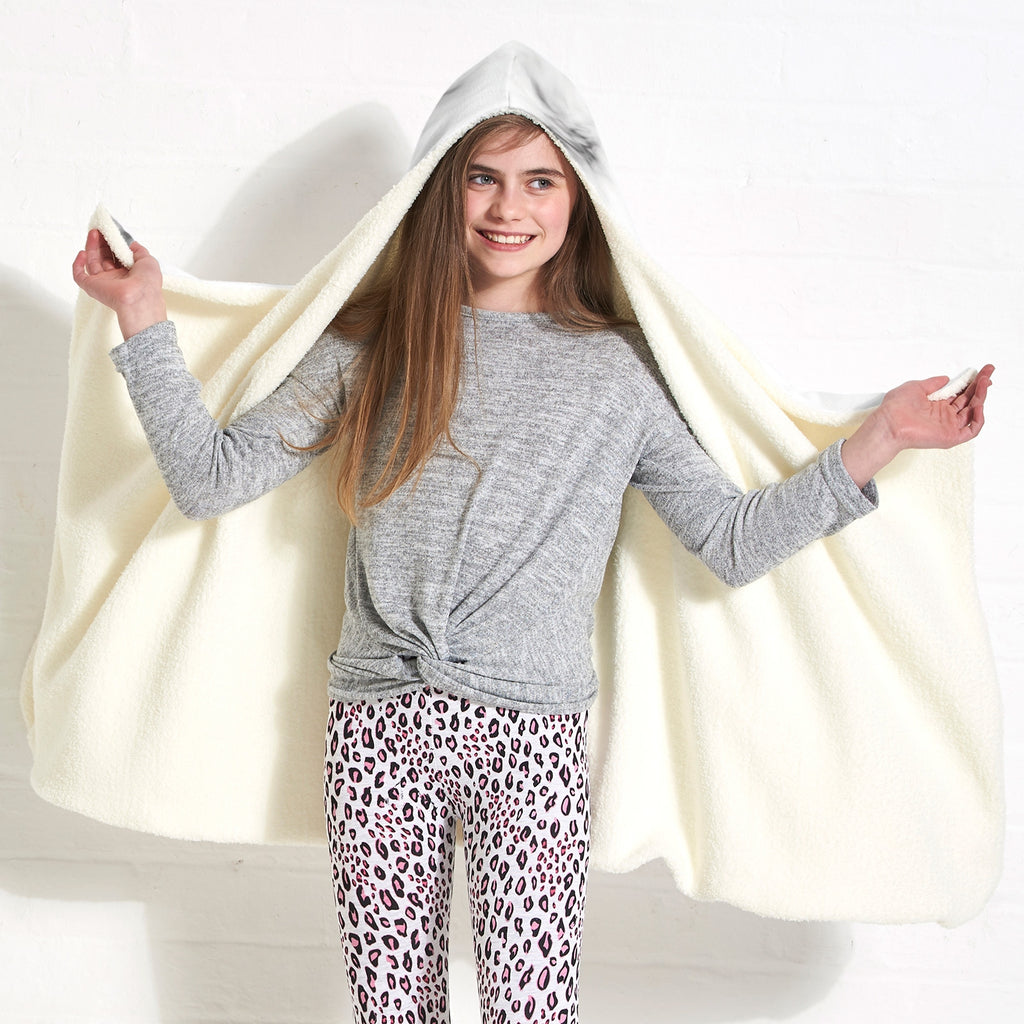 ClaireaBella Girls Lux Collection White Marble Hooded Blanket - Image 7