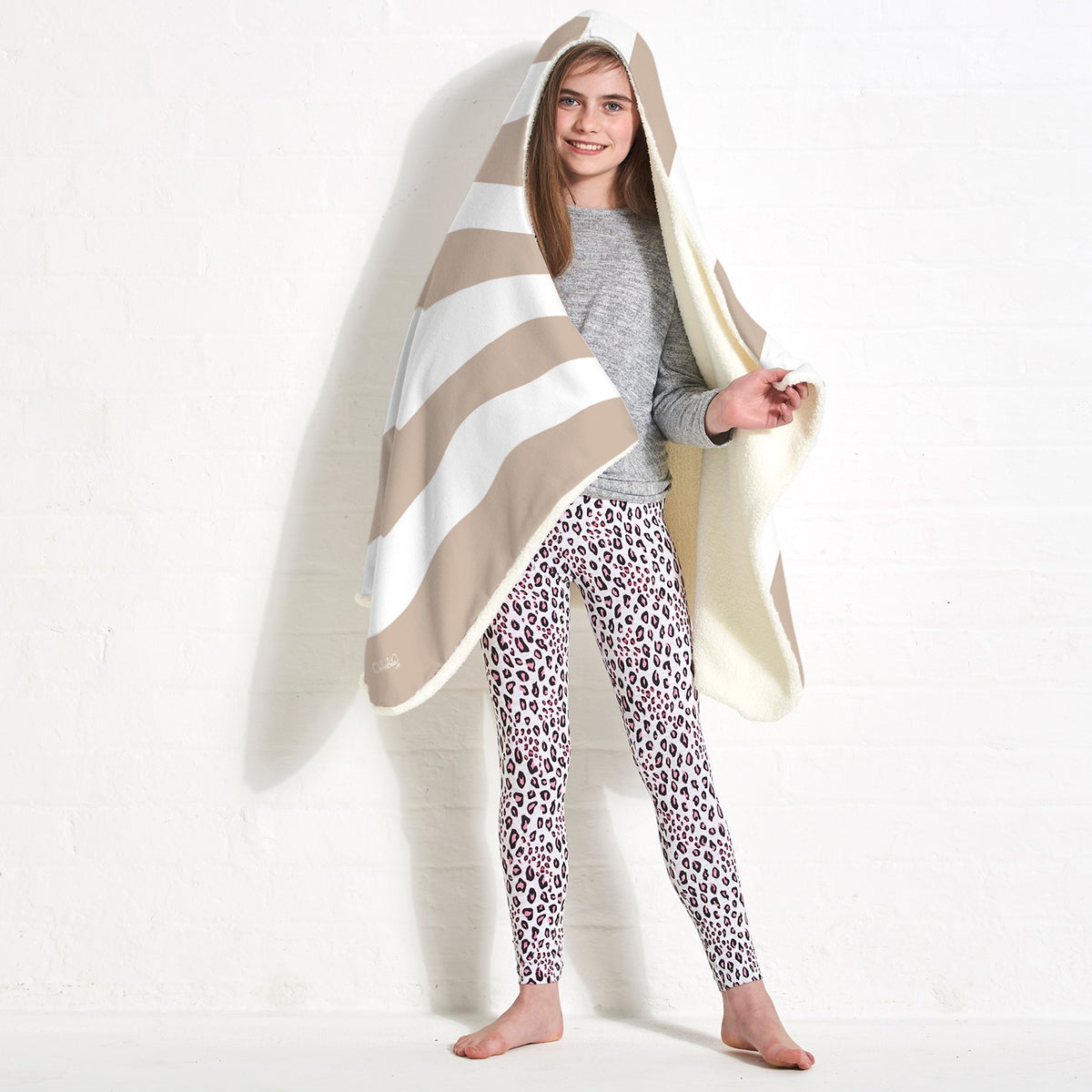 ClaireaBella Girls Lux Initial Stripe Hooded Blanket Toxic Fox