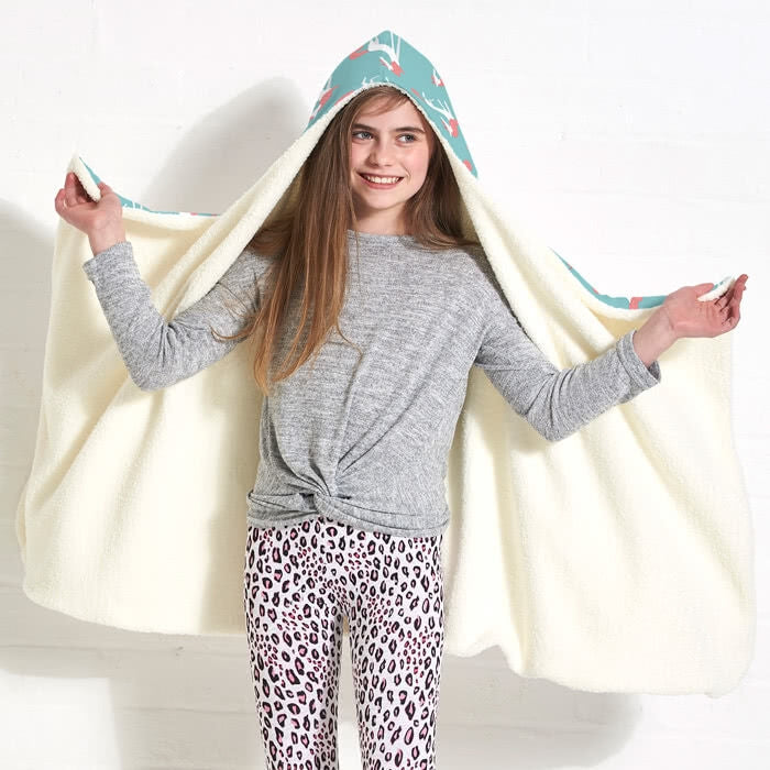 ClaireaBella Girls Unicorns Hooded Blanket - Image 3